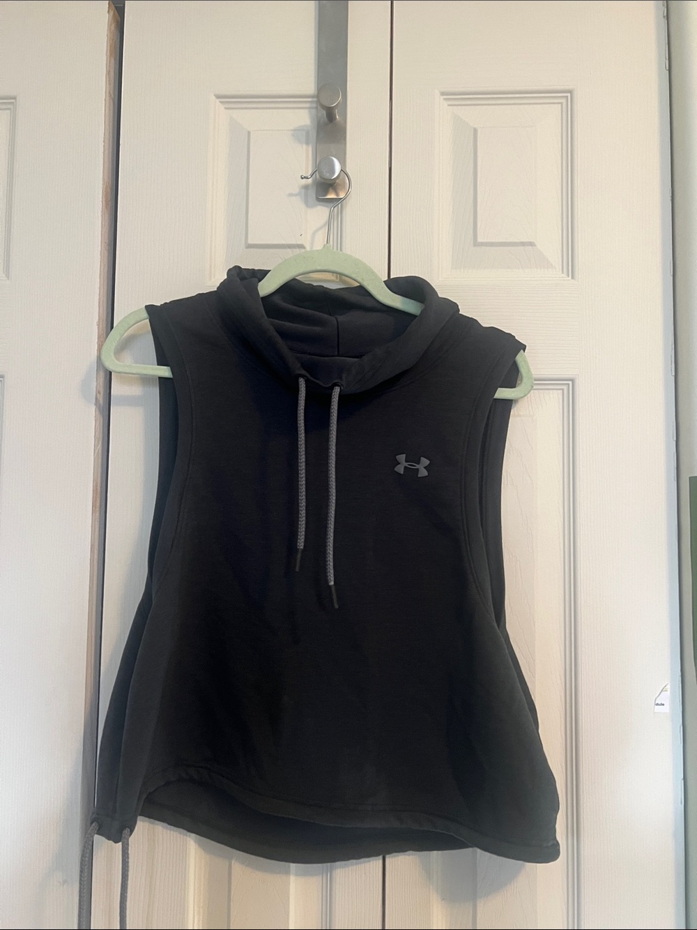 Under Armour Black Sleeveless Hoodie Tank Top